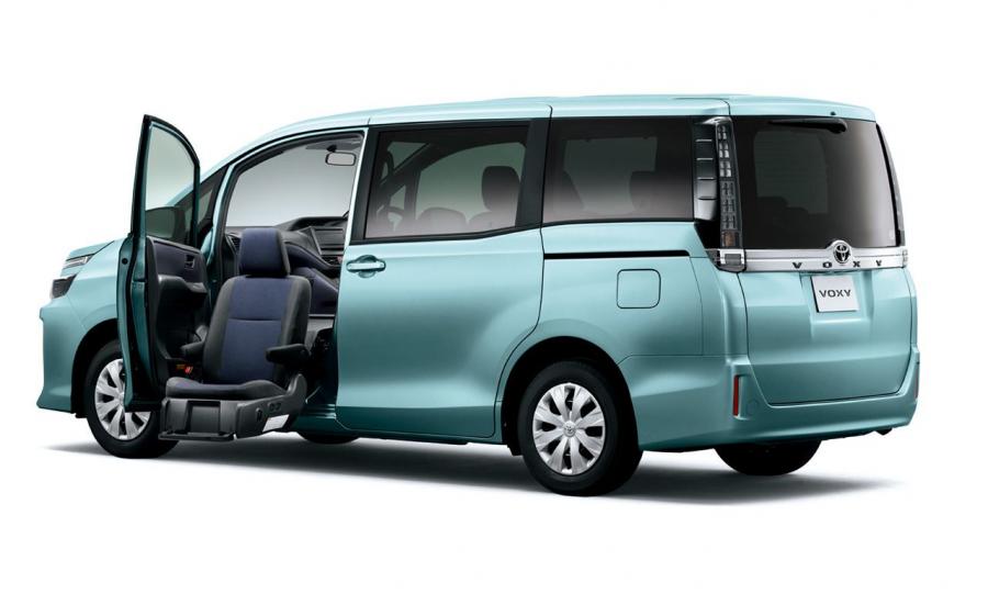  Toyota Voxy 2015 года  (фото 3 из 27)